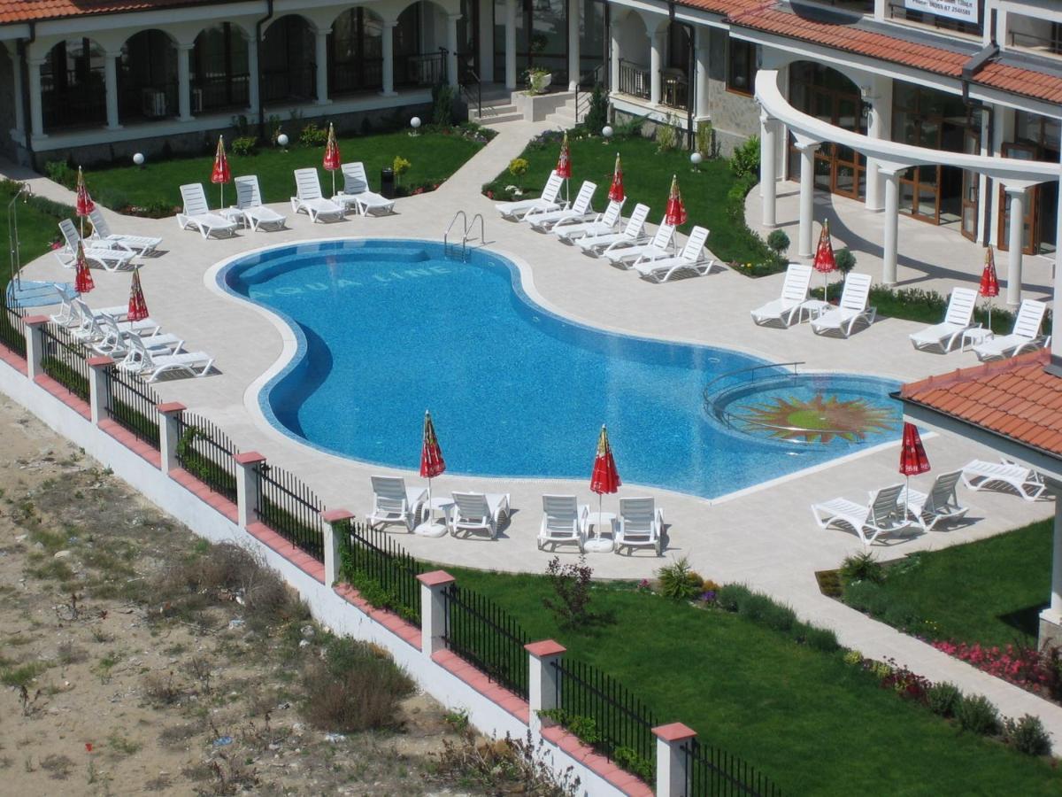 Chateau Del Mar Holiday Apartments Sunny Beach Exterior photo