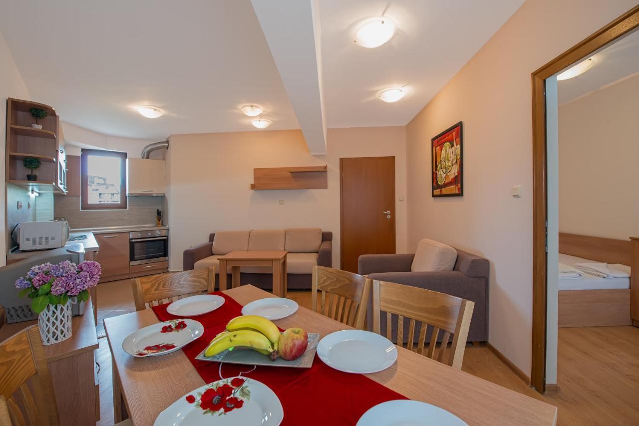 Chateau Del Mar Holiday Apartments Sunny Beach Exterior photo