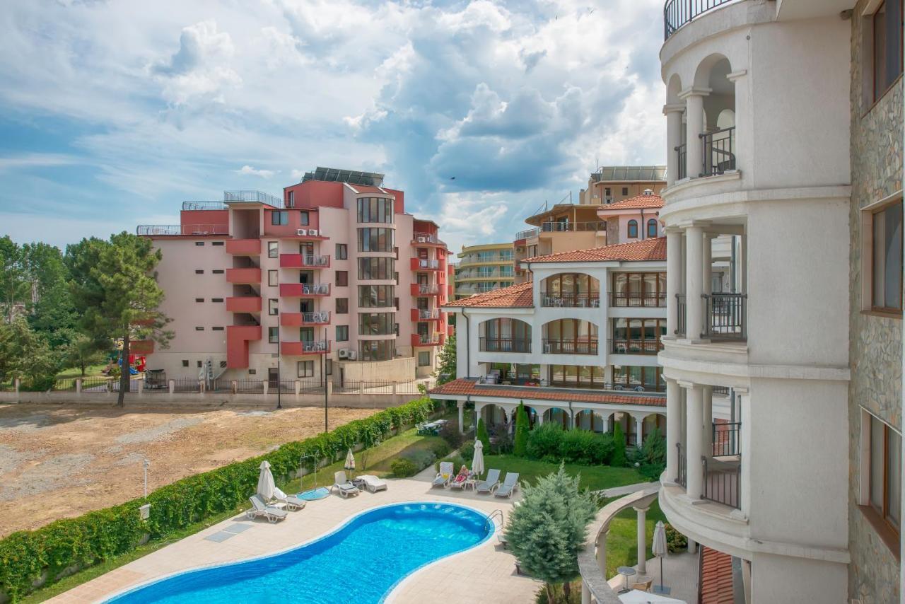 Chateau Del Mar Holiday Apartments Sunny Beach Exterior photo